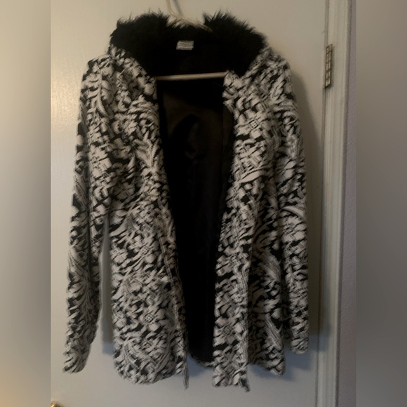 Lost Jackets & Blazers - LOST Brand women’s 3/4 length coat with faux fur hood… excellent condition